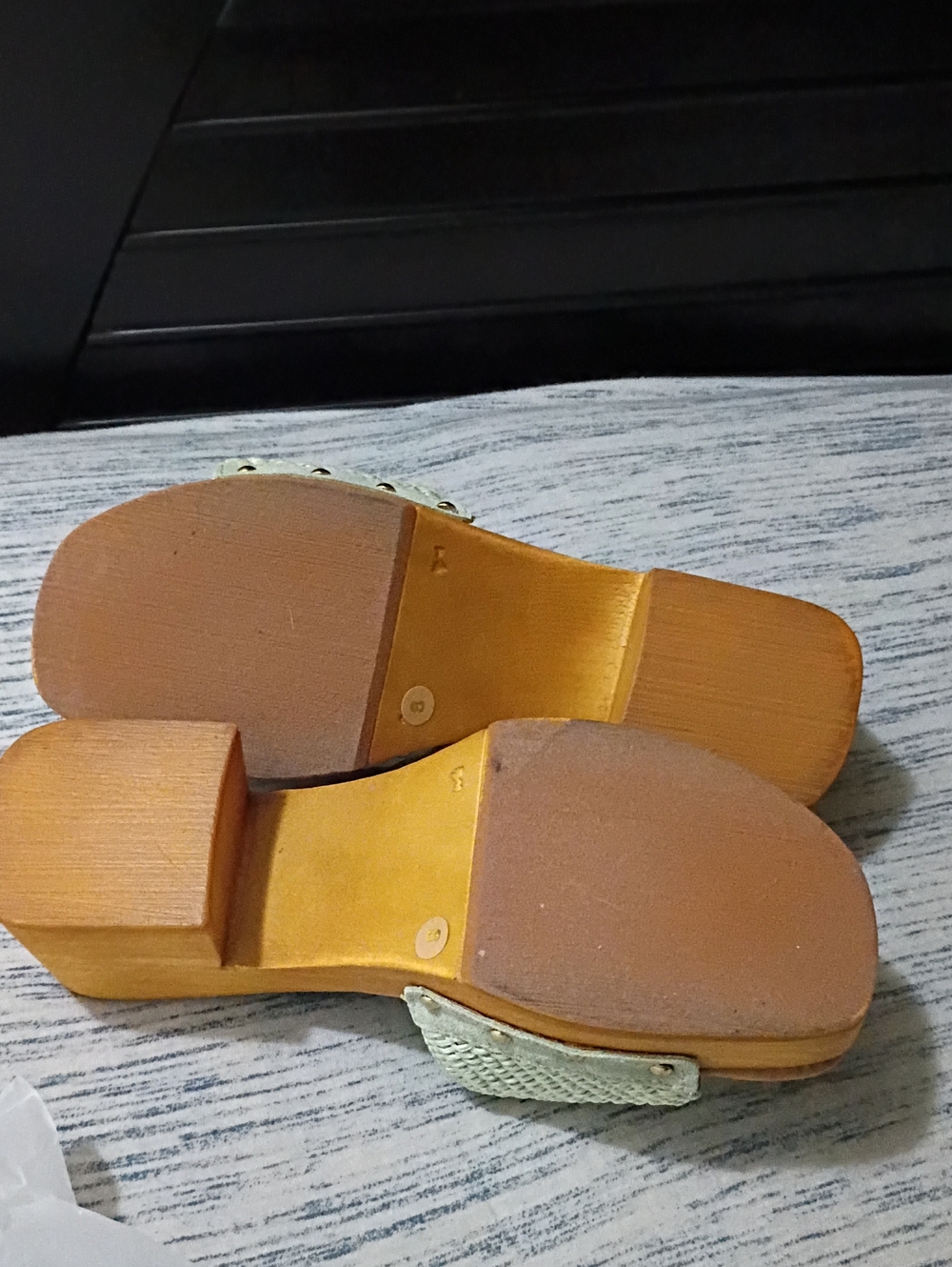 Steve Madden Light Green Woven Slide Mules with Tan Platform - Picture 3 of 4